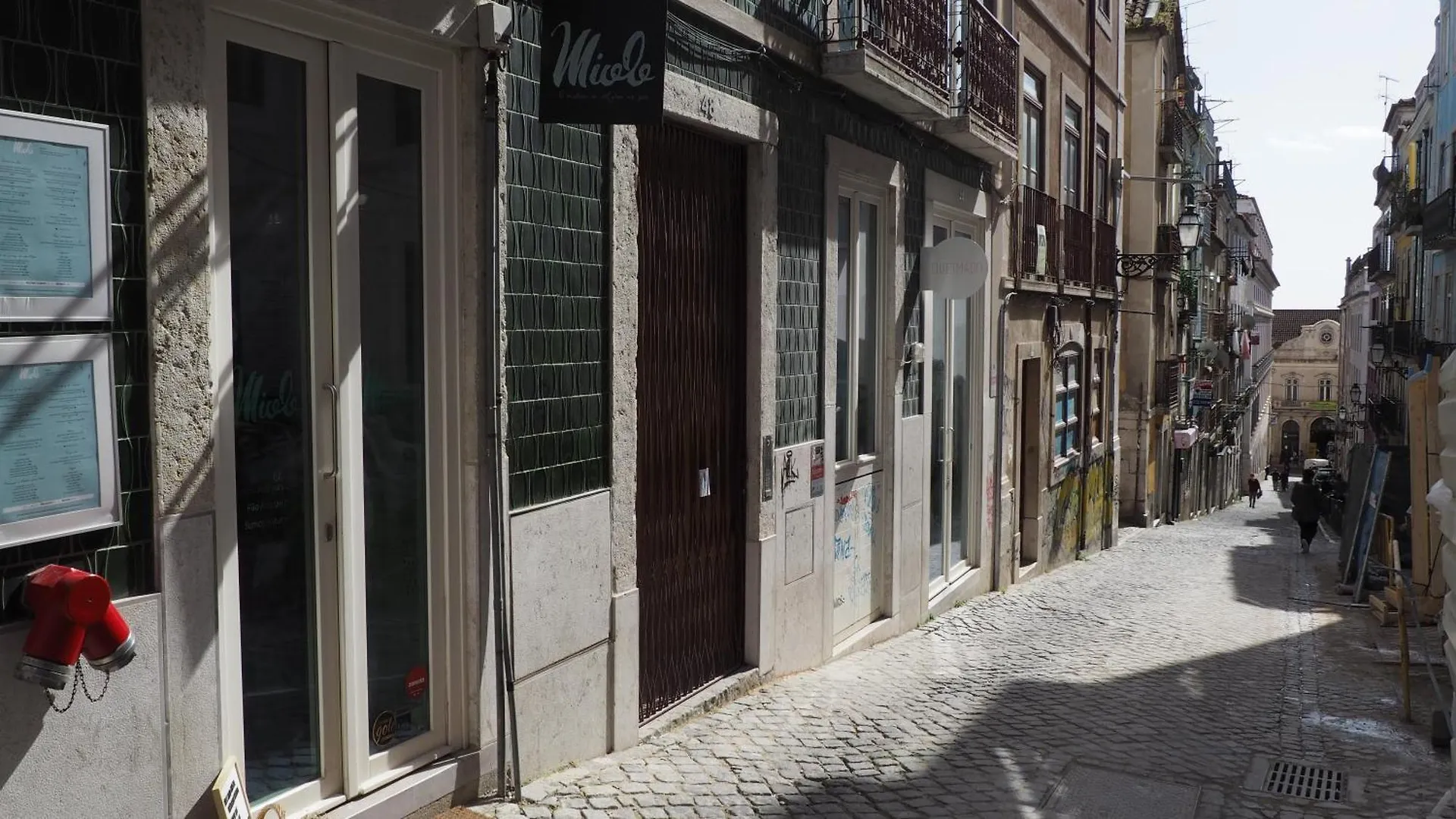 Cozy Studio In Bairro Alto Lisbon