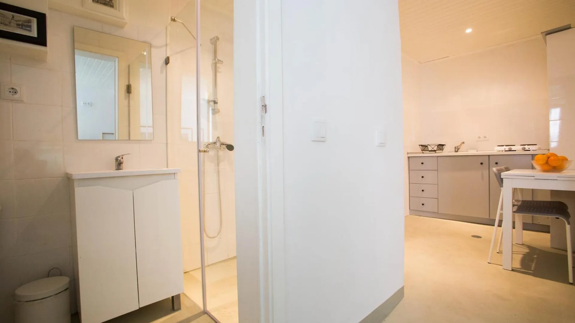 Cozy Studio In Bairro Alto Lisbon 0*,  Portugal
