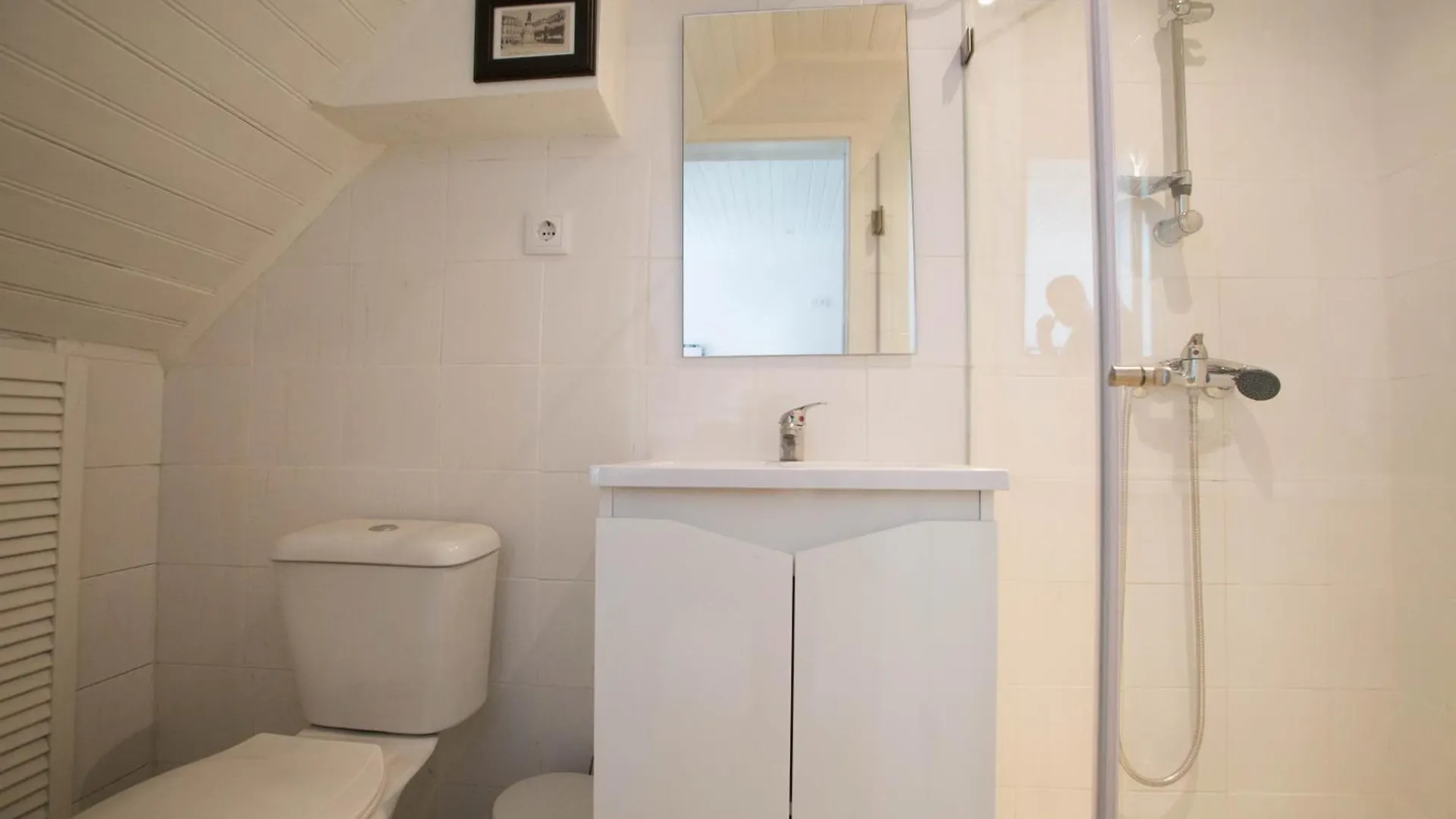 Apartment Cozy Studio In Bairro Alto Lisbon