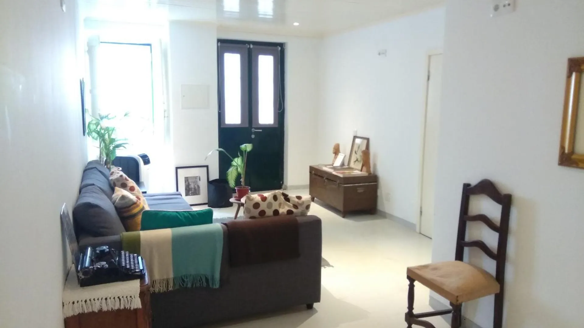 Cozy Studio In Bairro Alto Lisbon